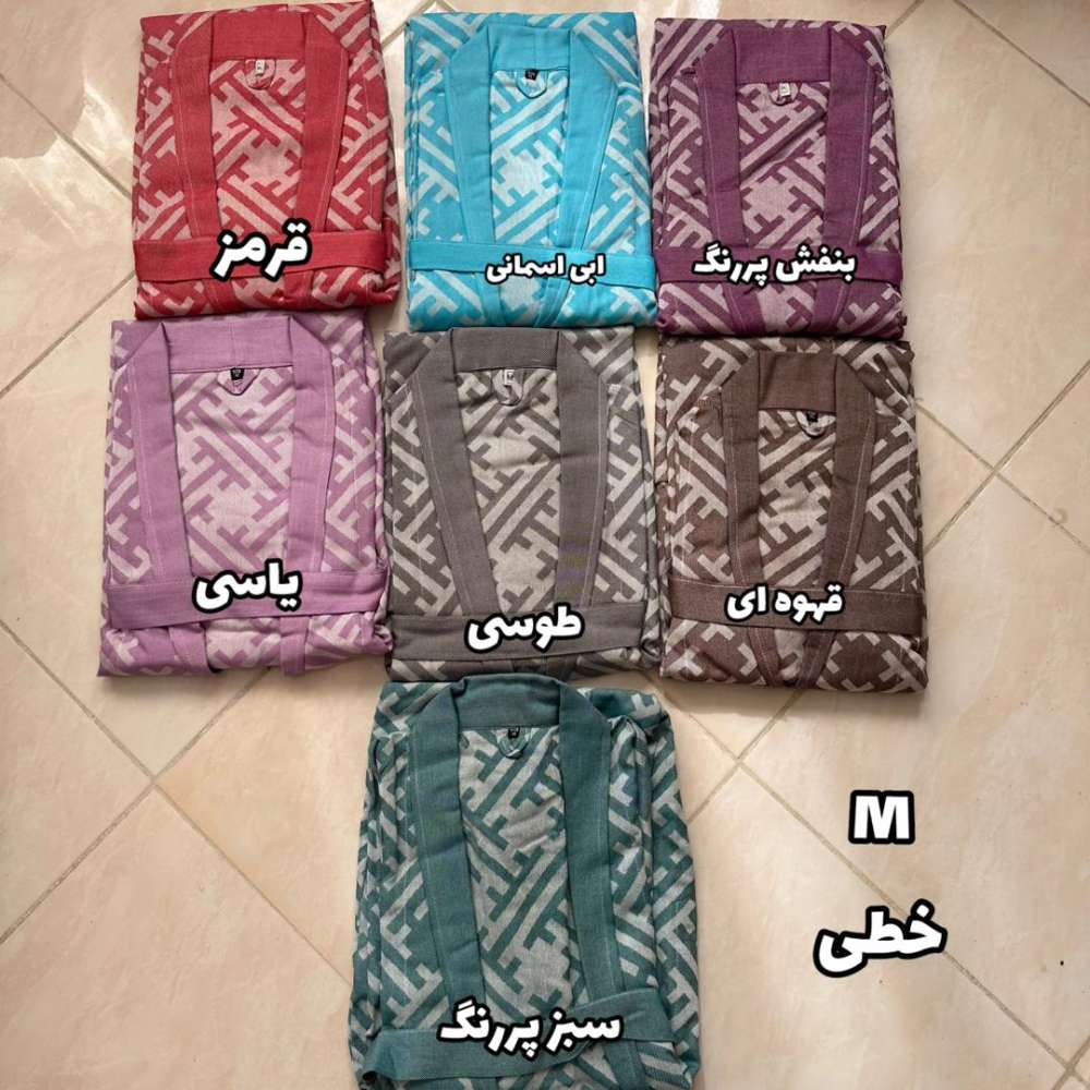 تن پوش طرح خطی سایز مدیوم تن پوش طرح خطی سایز مدیوم